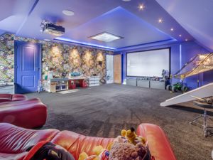 Photo 44- click for photo gallery